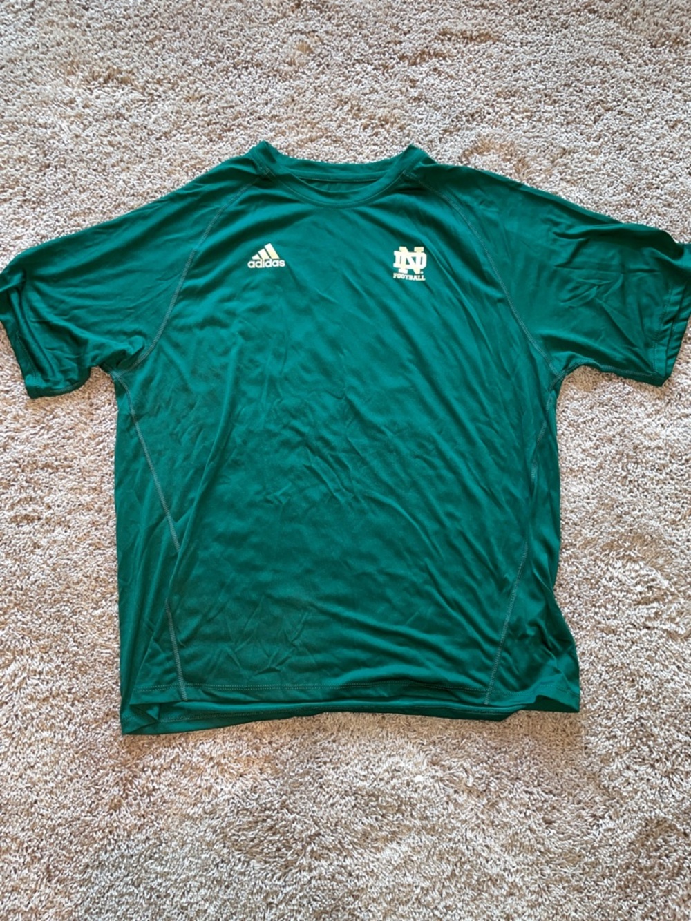 NWOT Adidas Notre Dame Green Performance Football Tee size XL